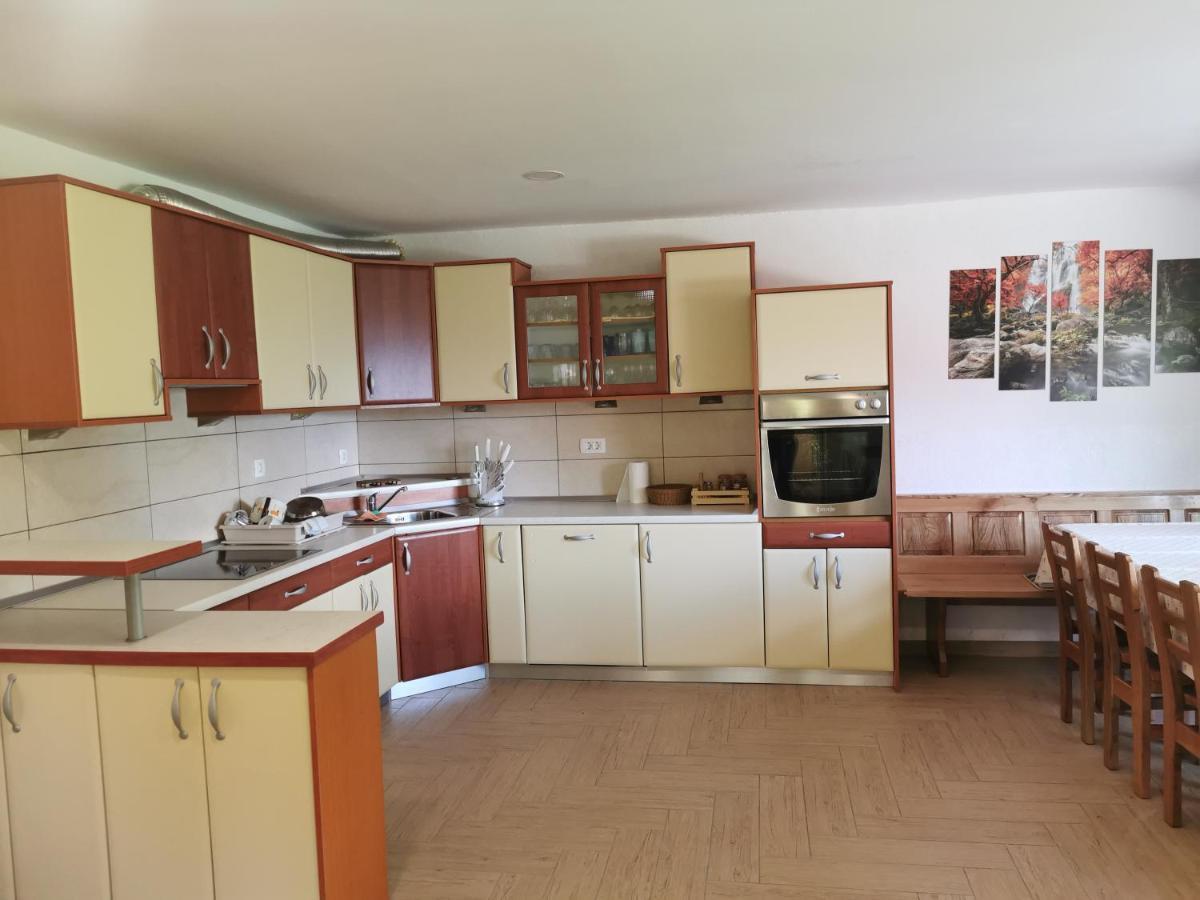 Apartma Brest Gornji Grad Esterno foto